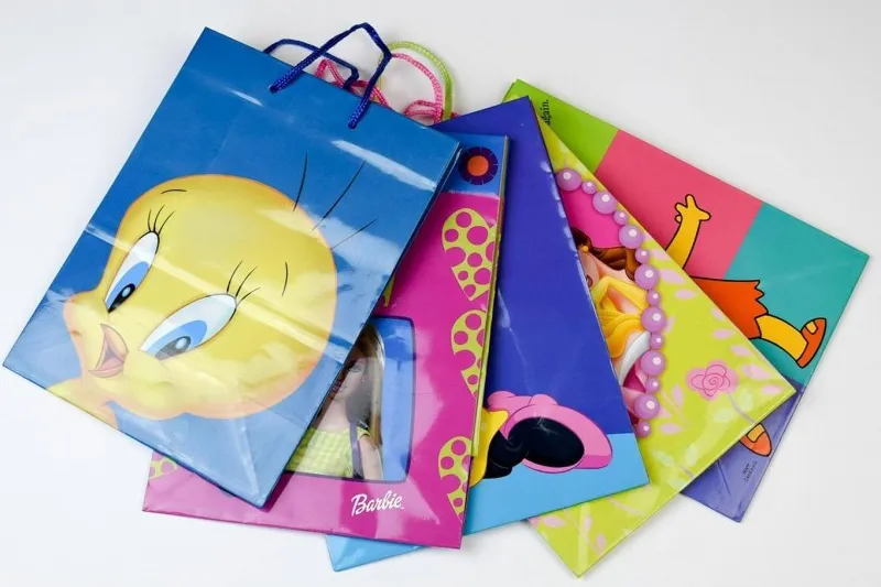 BOLSAS DISNEY DE REGALO DE POLIPROPILENO 23X17,5 CM