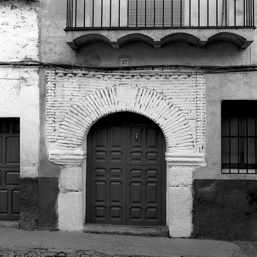 026-Fachada-calle-San-Pedro-1975-1985