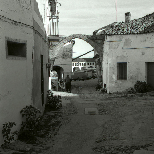 159-Arco-de-la-calle-Mendos-1975-1985