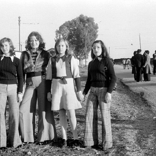 Amigas de paseo 1975