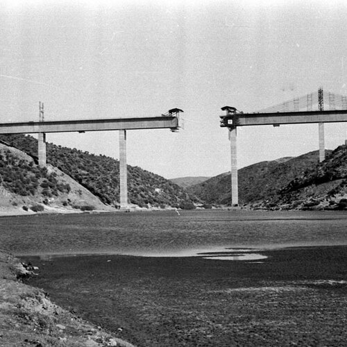 Obras del pantano de Alcantara 1968