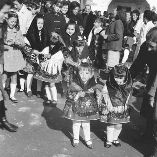 Serranas en la plaza 1969