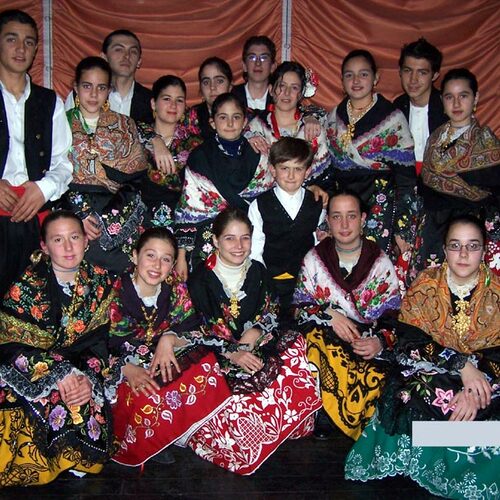 El grupo folk Escaramuju