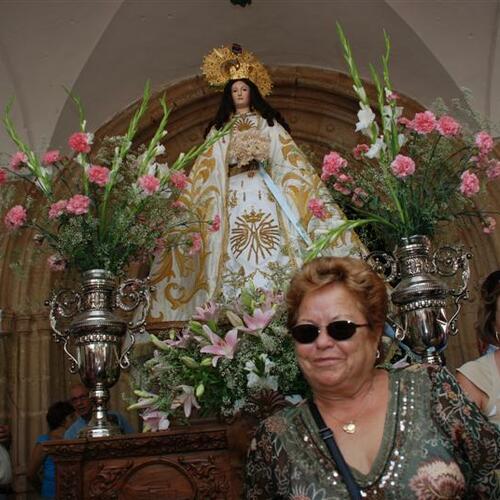Con la Virgen de Altagracia