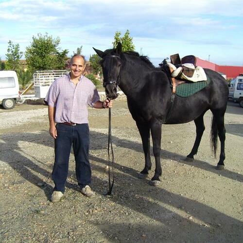 Julián con la yegüa