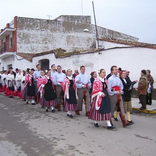 Grupo de Coros y Danzas de Ribera del Fresno (Badajoz)