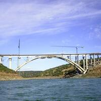 Puente de la via de la Plata sobre el Almonte
