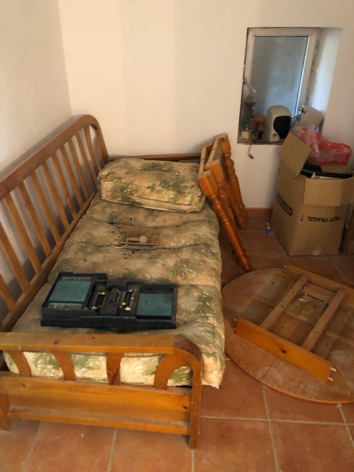 Vaciado de muebles viejos y vaciado de pisos en La Pobla de Massaluca - ¡Servicio 100% confiable!