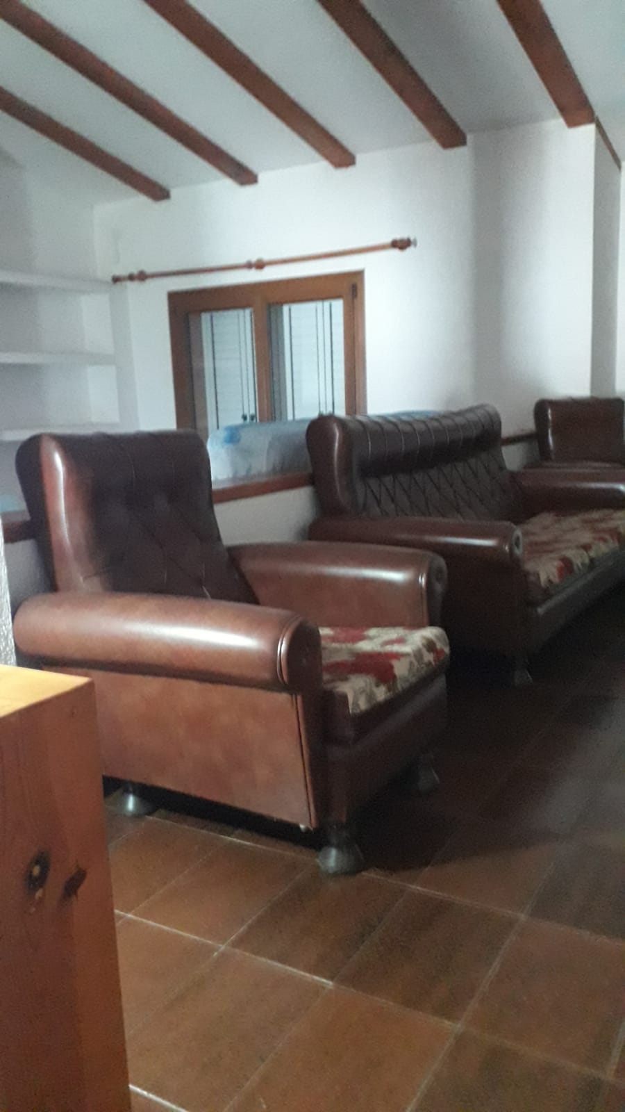 Servicio de vaciado de pisos y recogida de muebles en Renau - ¡Presupuestos sin compromiso!