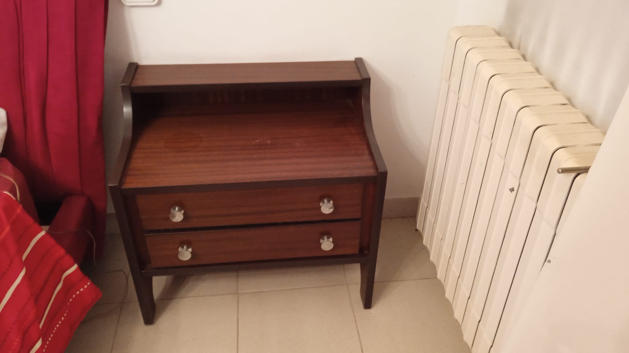 Empresa de recogida y reciclaje de muebles viejos en Begues - ¡Haz espacio en tu hogar de forma sostenible!