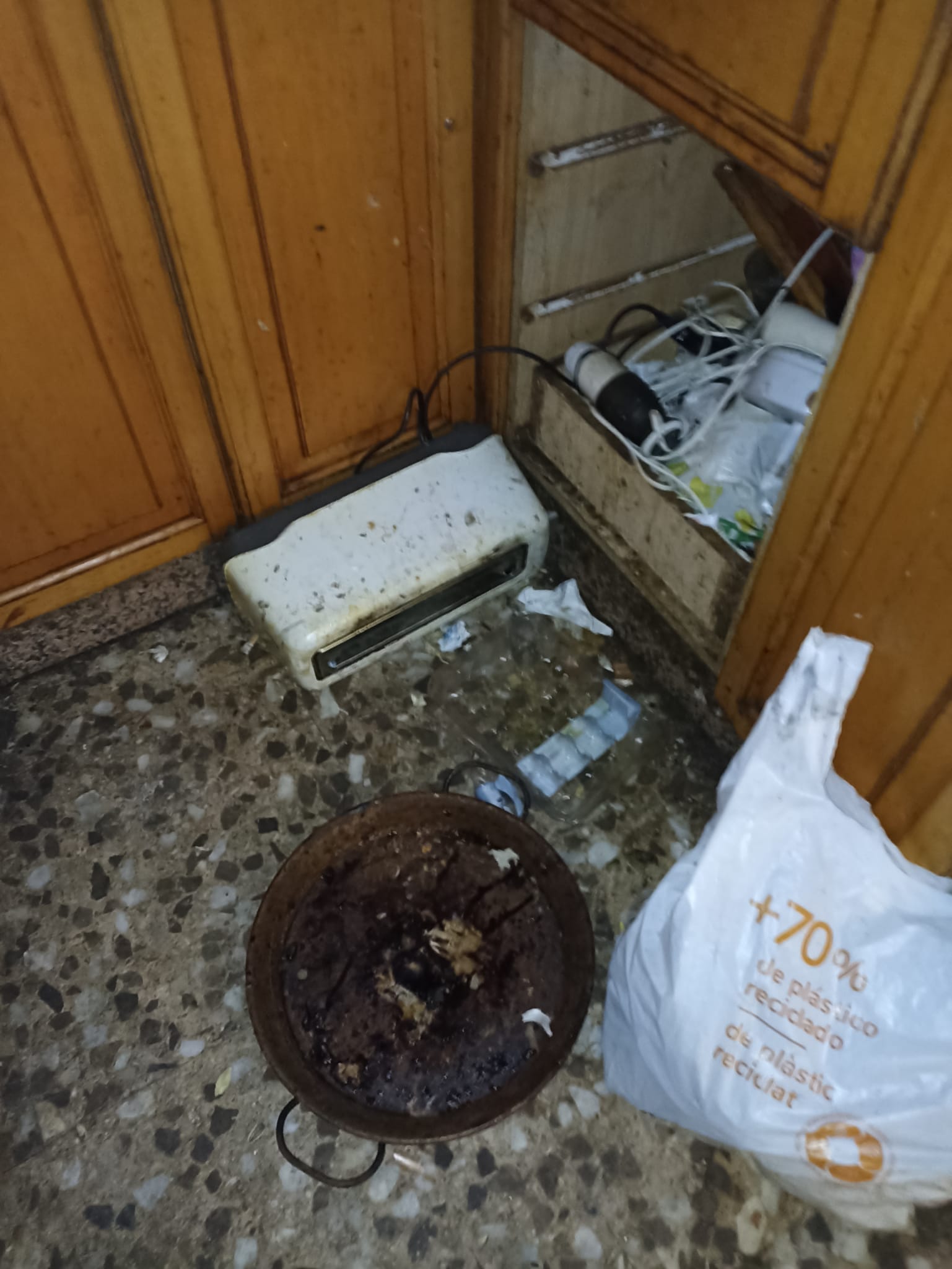 Recogida de muebles en Sant Sadurní d'Anoia | ¡Despeje su hogar y recupere su tranquilidad!