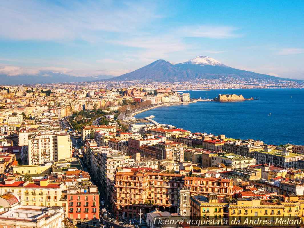 meteo-napoli:-domani-previsto-tempo-parzialmente-nuvoloso-con-vento-a-tratti