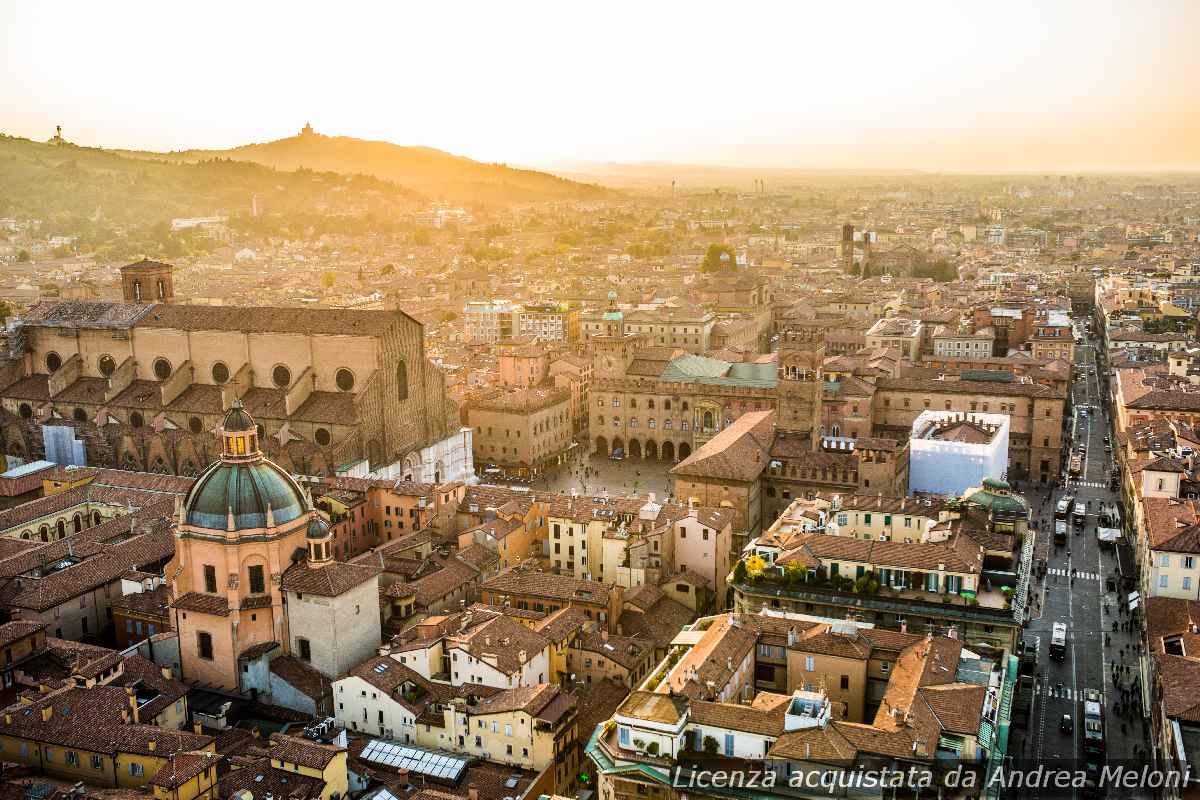 meteo-bologna:-previsioni-per-domani-indicano-cielo-poco-nuvoloso-seguito-da-ulteriori-schiarite