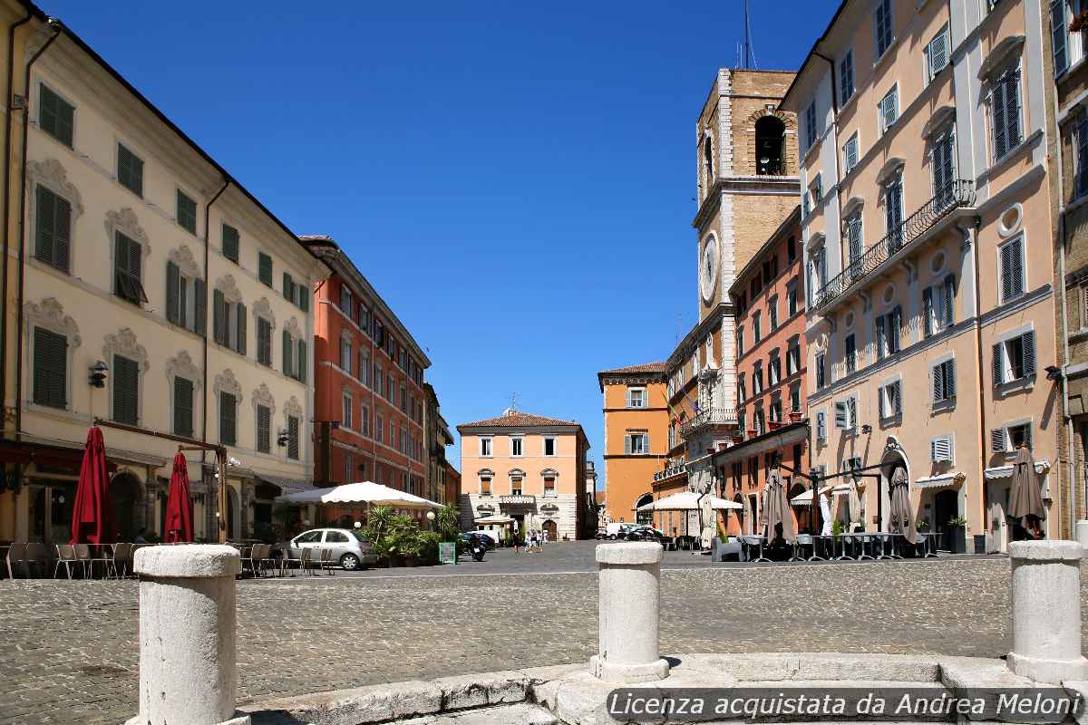 meteo-ancona:-previsioni-indicano-cielo-quasi-sereno-seguito-da-tempo-sereno