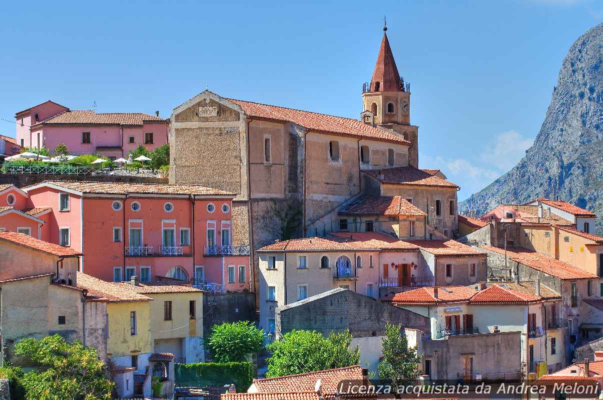 meteo-potenza:-previsioni-per-domani-indicano-nubi-sparse-e-vento-forte,-seguiti-da-cielo-poco-nuvoloso-e-ulteriori-raffiche-di-vento.