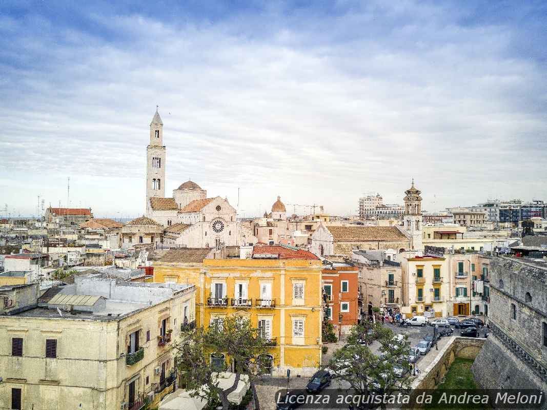 meteo-bari:-previsioni-per-domani-indicano-cielo-sereno,-seguito-da-leggera-nuvolosita-e-venti-forti