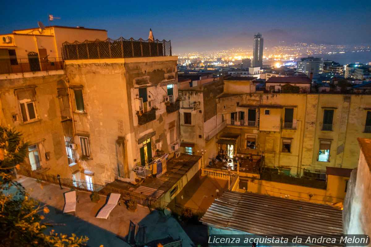 meteo-napoli:-previsioni-di-oggi-indicano-condizioni-quasi-serene-e-ventose