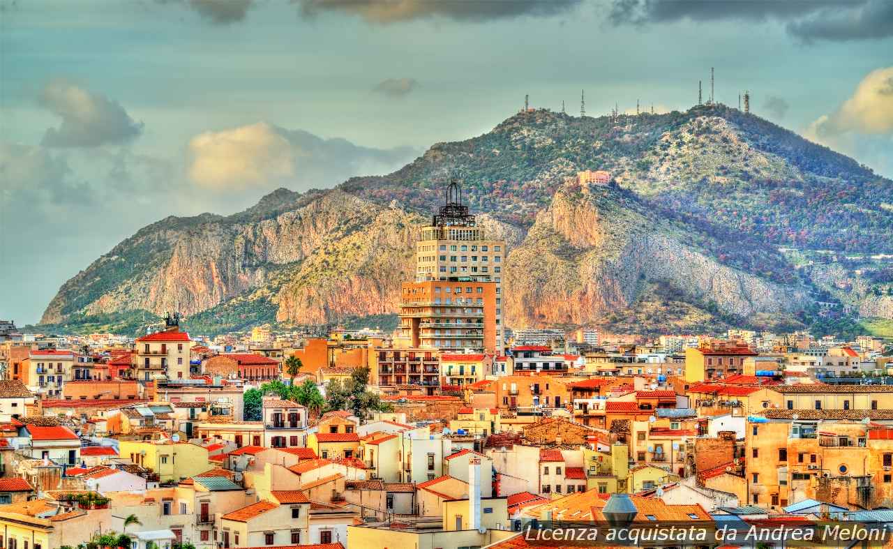 meteo-palermo-domani-nubi-sparse-con-piovaschi,-ventoso-a-tratti,-poi-nubi-sparse-con-rovesci