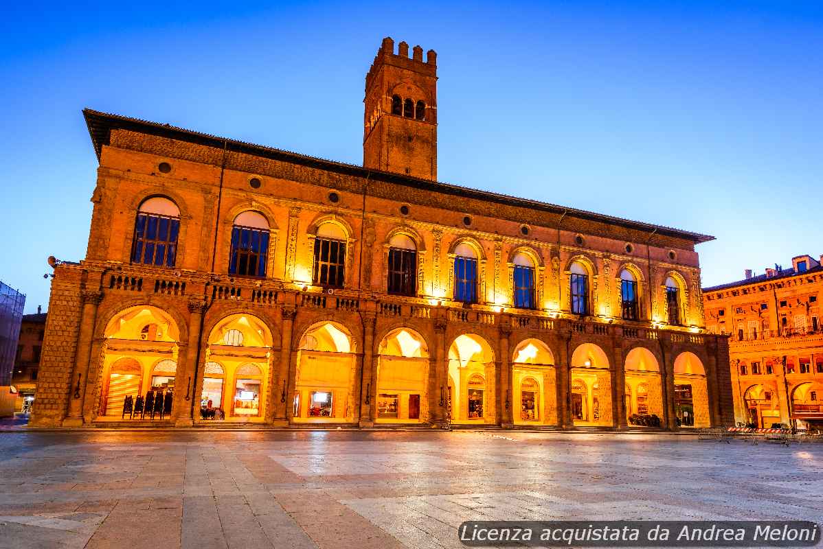 meteo-bologna:-previsioni-di-oggi-indicano-cielo-nuvoloso-e-temporali-seguiti-da-nubi-sparse