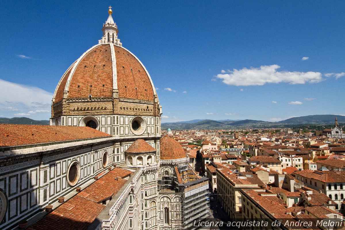 “Meteo Firenze: tra nuvole e pioggia, attesi venti forti nei prossimi giorni”