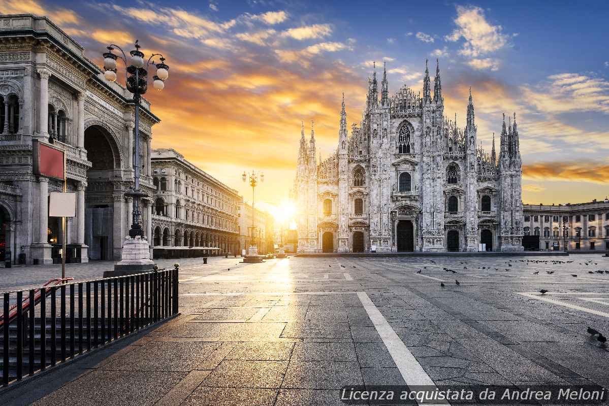 meteo-milano-oggi-molto-nuvoloso-con-piovaschi,-ventoso-a-tratti,-poi-coperto-con-pioggia,-ventoso-a-tratti
