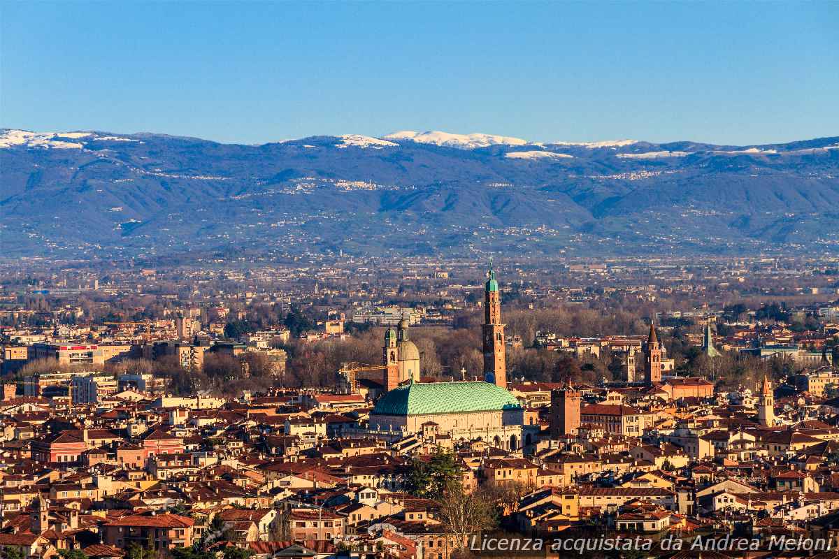 meteo-vicenza-domani-coperto-con-rovesci,-poi-poco-nuvoloso-con-rovesci