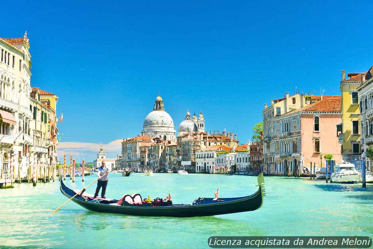 meteo-venezia-domani-molto-nuvoloso-con-temporali,-molto-ventoso-a-tratti,-poi-nuvoloso-con-rovesci,-molto-ventoso