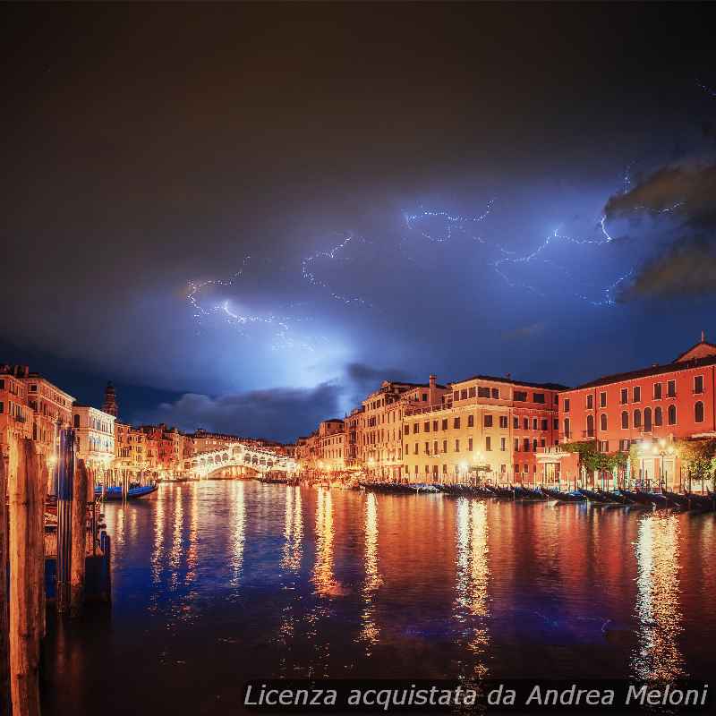 “meteo-venezia:-tra-rovesci-e-vento,-arriva-il-sole-tra-i-piovaschi”