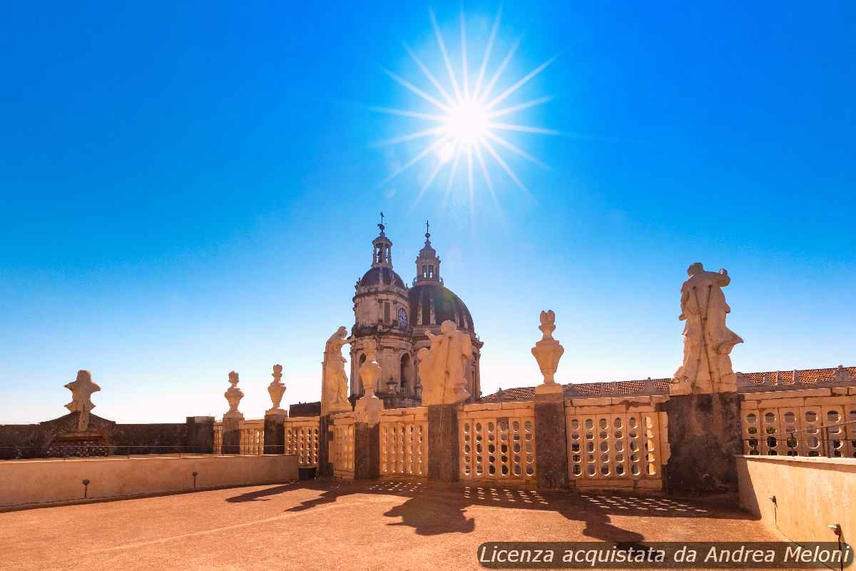 “meteo-catania:-giornate-di-sole-e-vento-in-arrivo,-scopri-i-dettagli”