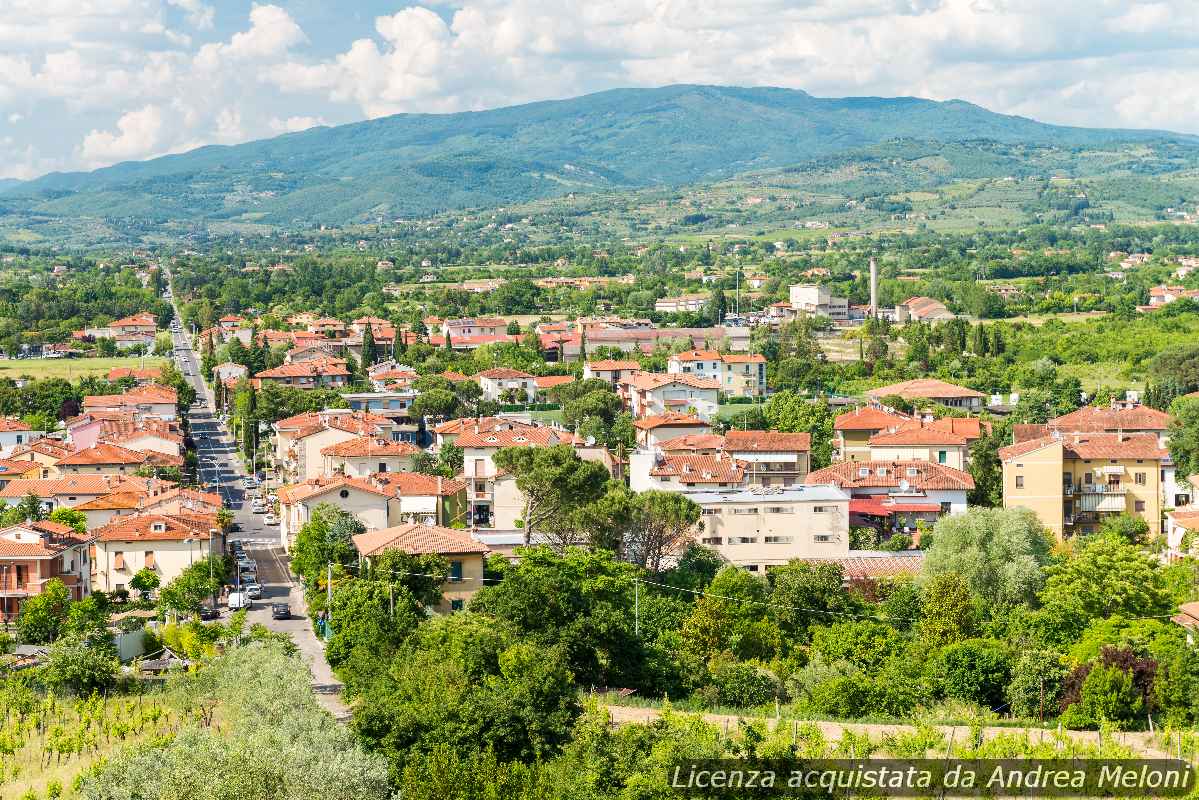 “meteo-arezzo:-tra-nuvole-e-vento,-attesi-rovesci-nei-prossimi-giorni”