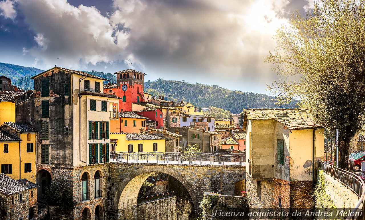 “meteo-arezzo:-tra-rovesci-e-vento,-arriva-un-weekend-di-nubi-sparse-e-piovaschi”