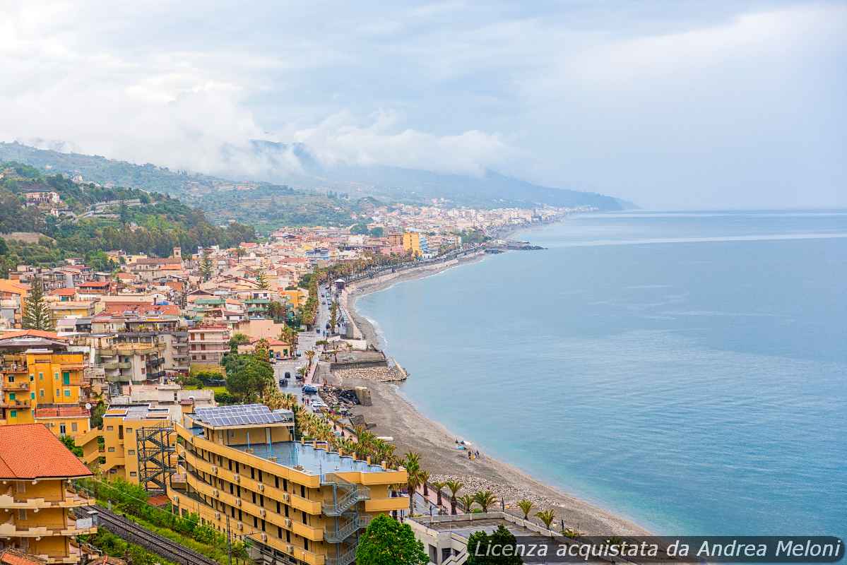 meteo-catania:-domani-nuvoloso-con-rovesci,-poi-nubi-sparse