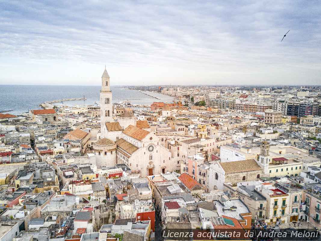 meteo-bari:-da-domani-nuvole-e-piovaschi,-vento-in-aumento