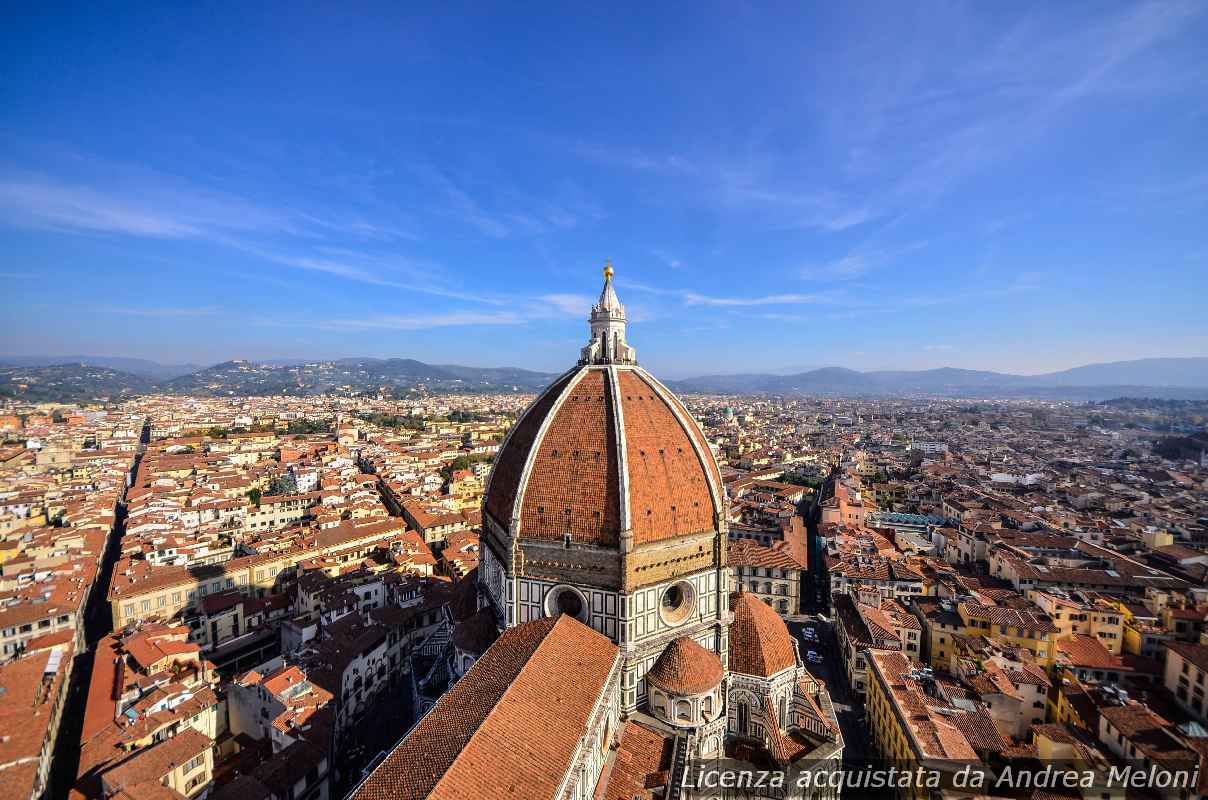 Meteo Firenze: nubi sparse oggi, poi nuvoloso con rovesci
