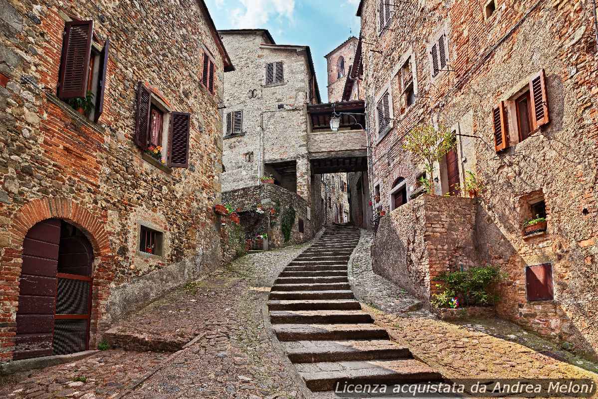 Meteo Arezzo: domani nuvoloso con rovesci, poi nuvoloso