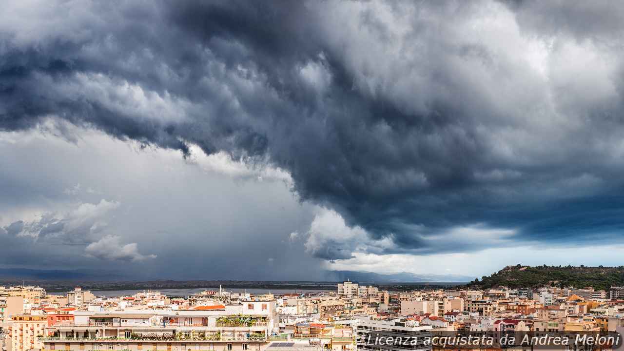 meteo-cagliari:-domani-nubi-sparse,-poi-nubi-sparse,-ventoso