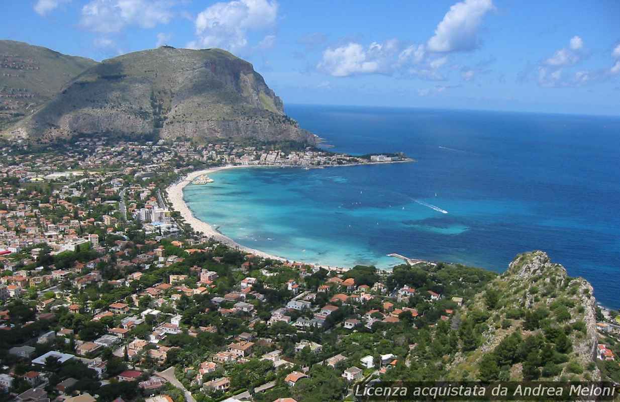 meteo-palermo:-alternanza-di-nuvole-e-vento-intenso-nei-prossimi-giorni