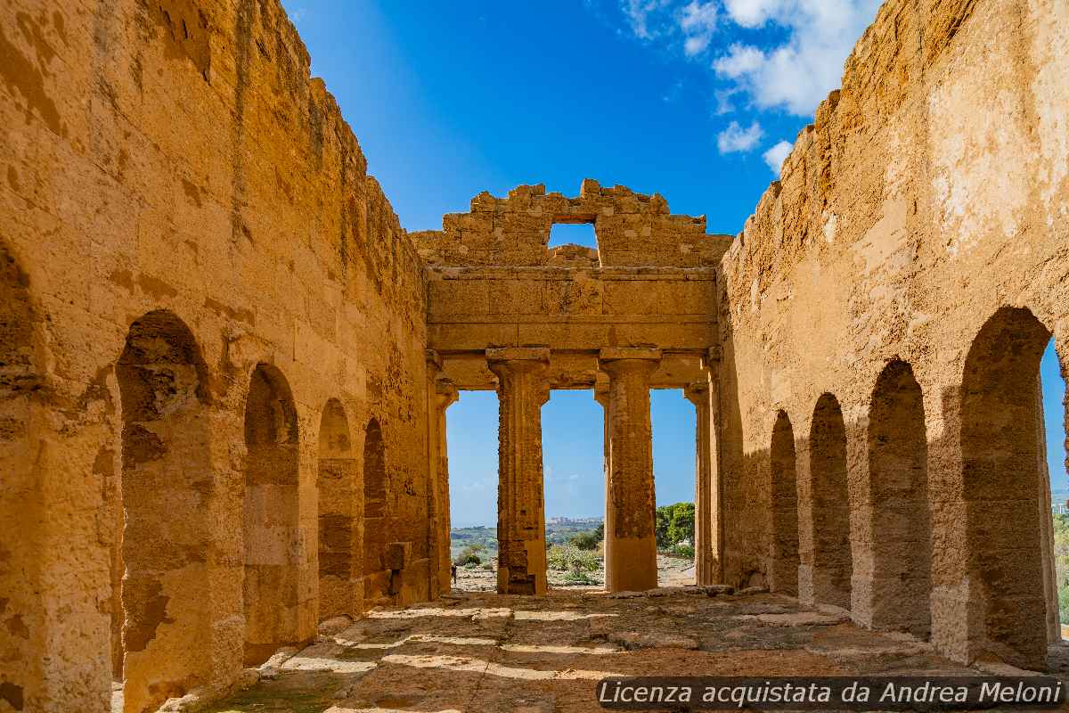meteo-agrigento:-nubi-sparse-oggi,-poi-nuvoloso-con-rovesci-e-vento