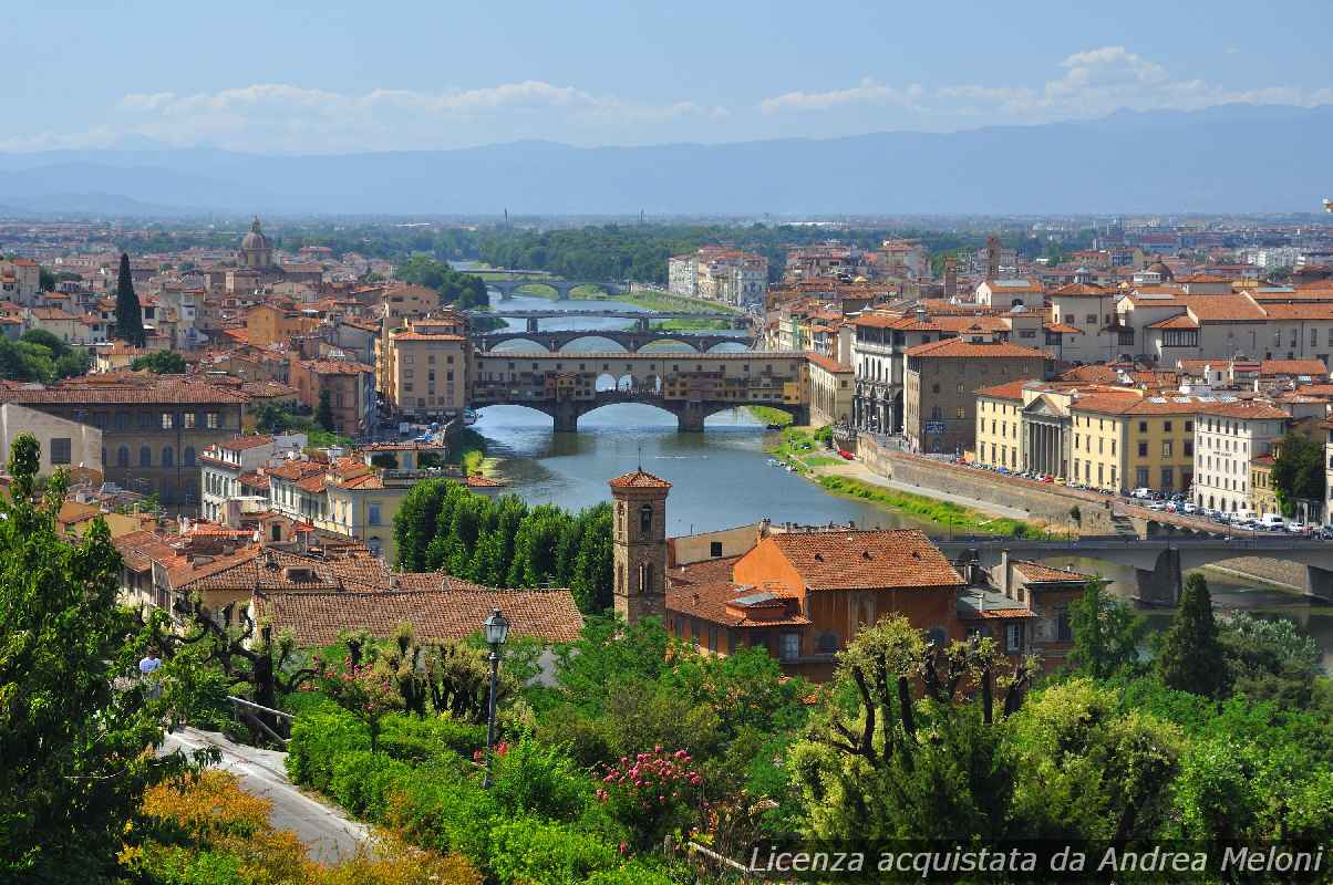 meteo-firenze:-nubi-sparse-con-piovaschi-domani,-poi-poco-nuvoloso