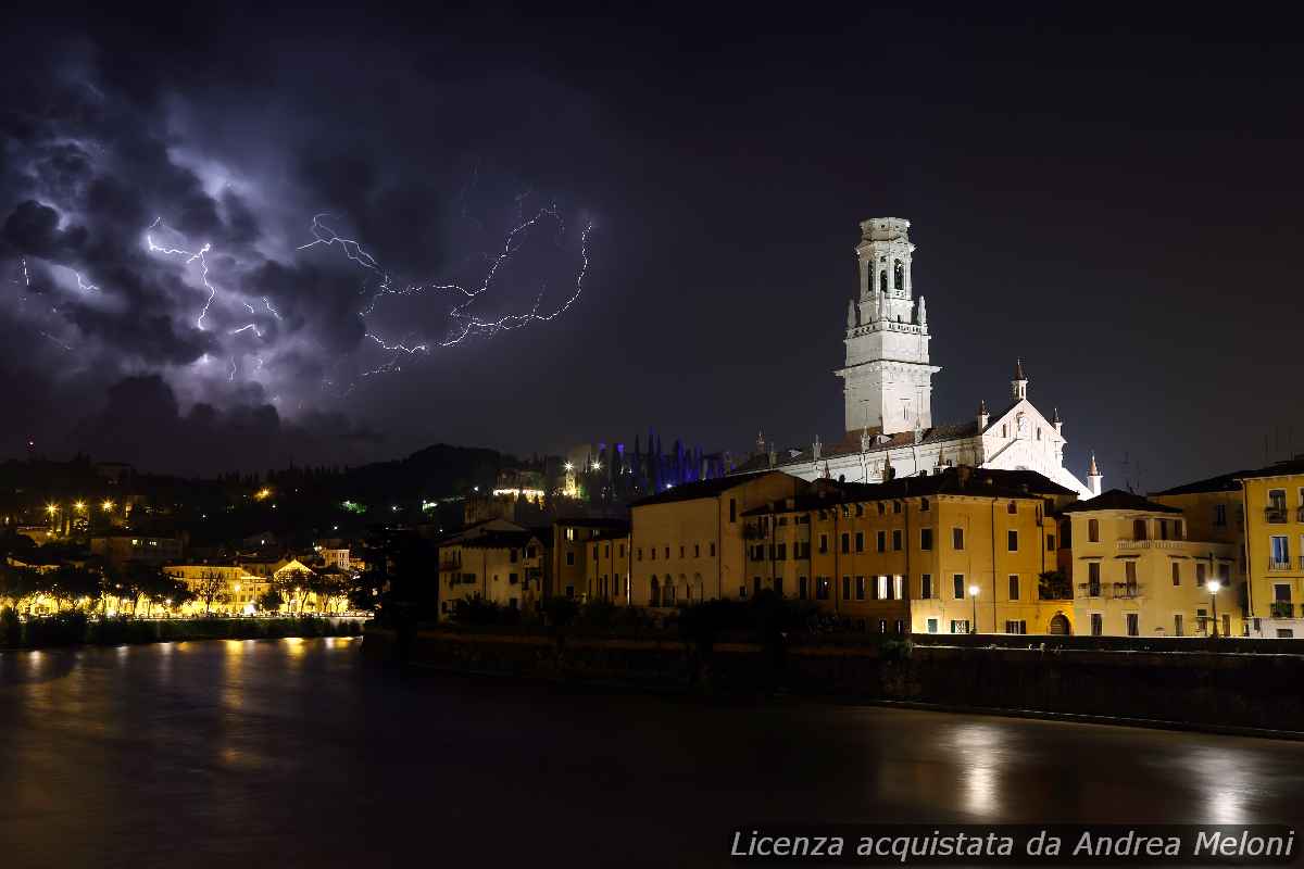 meteo-verona:-coperto-con-pioggia-oggi,-poi-molto-nuvoloso-con-pioggia-nei-prossimi-giorni