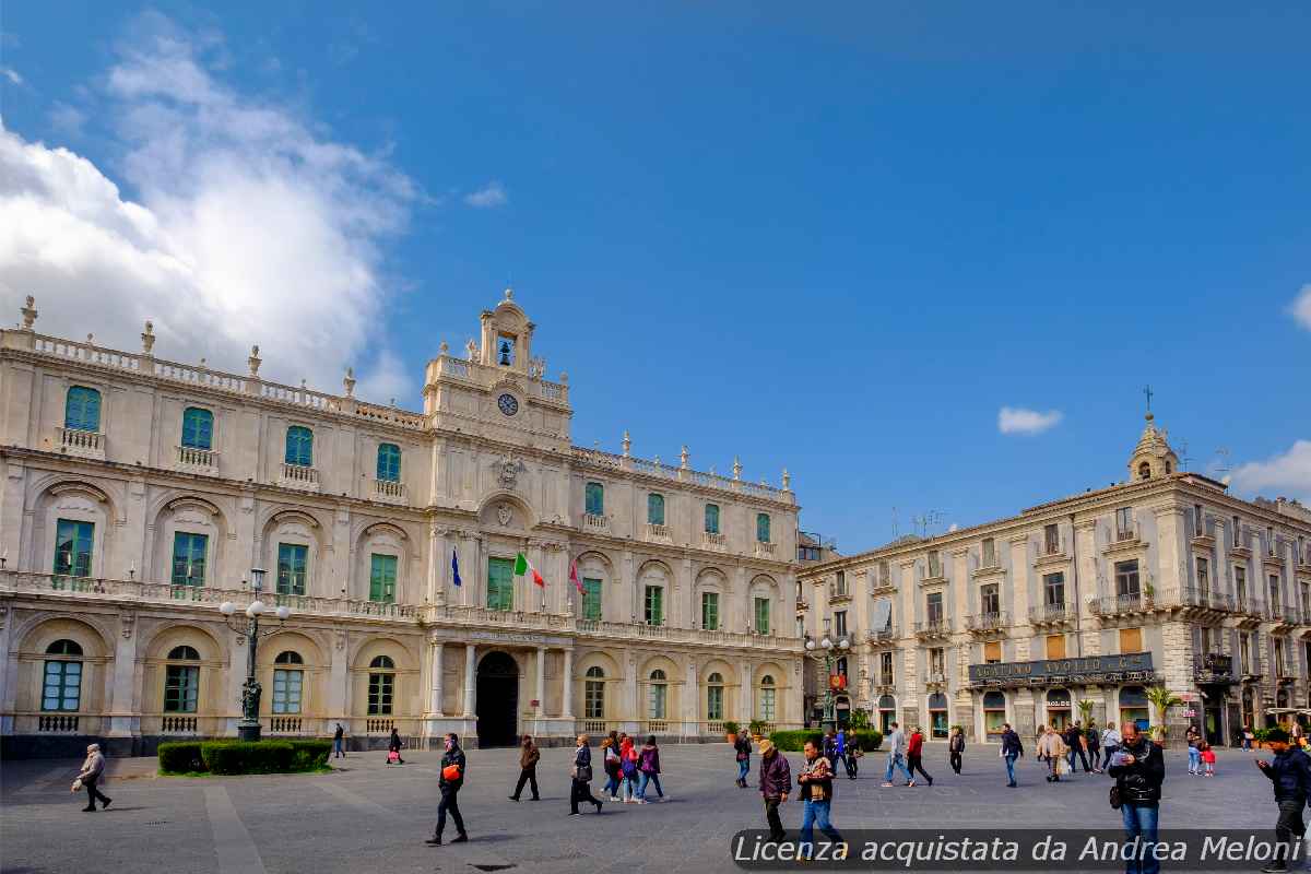meteo-catania:-domani-nuvoloso-con-rovesci,-ventoso;-poi-sereno-con-vento-intermittente
