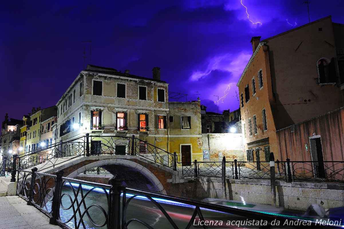 meteo-venezia:-domani-nuvoloso-con-rovesci,-poi-nubi-sparse