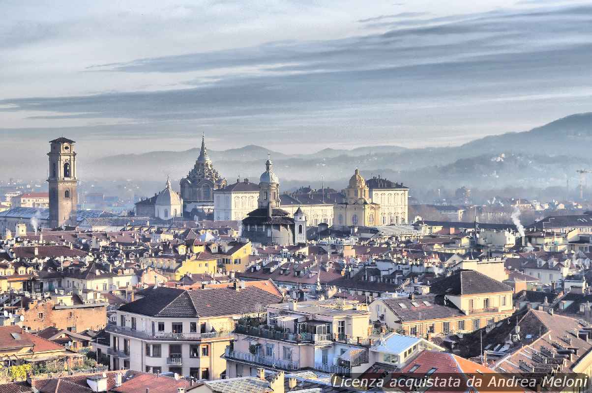 Meteo Torino: foschia oggi, poi nuvoloso