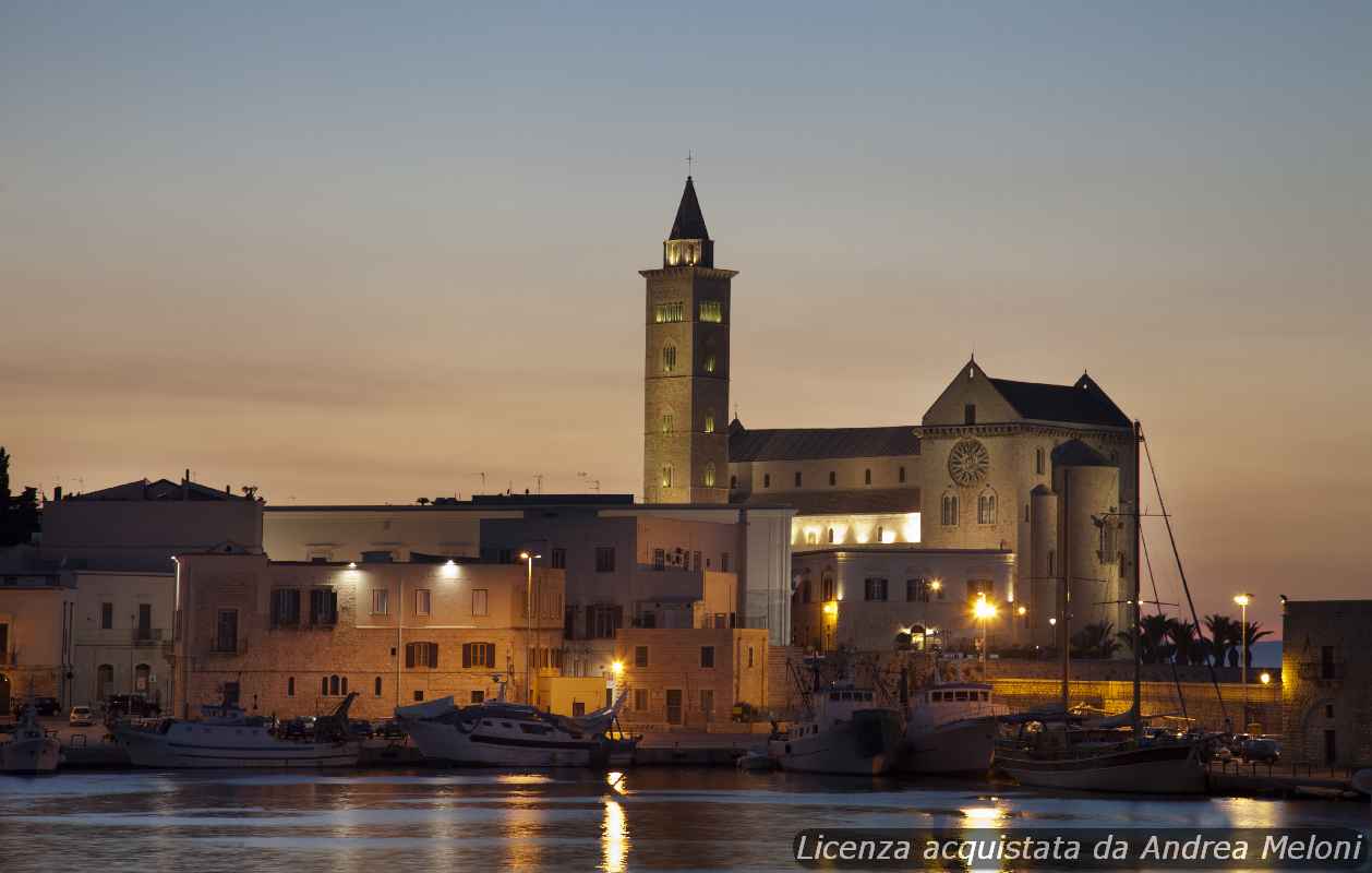 meteo-bari:-nuvole,-vento-e-pioggerellina,-con-alternanza-di-nuvole-dense-e-vento-intermittente