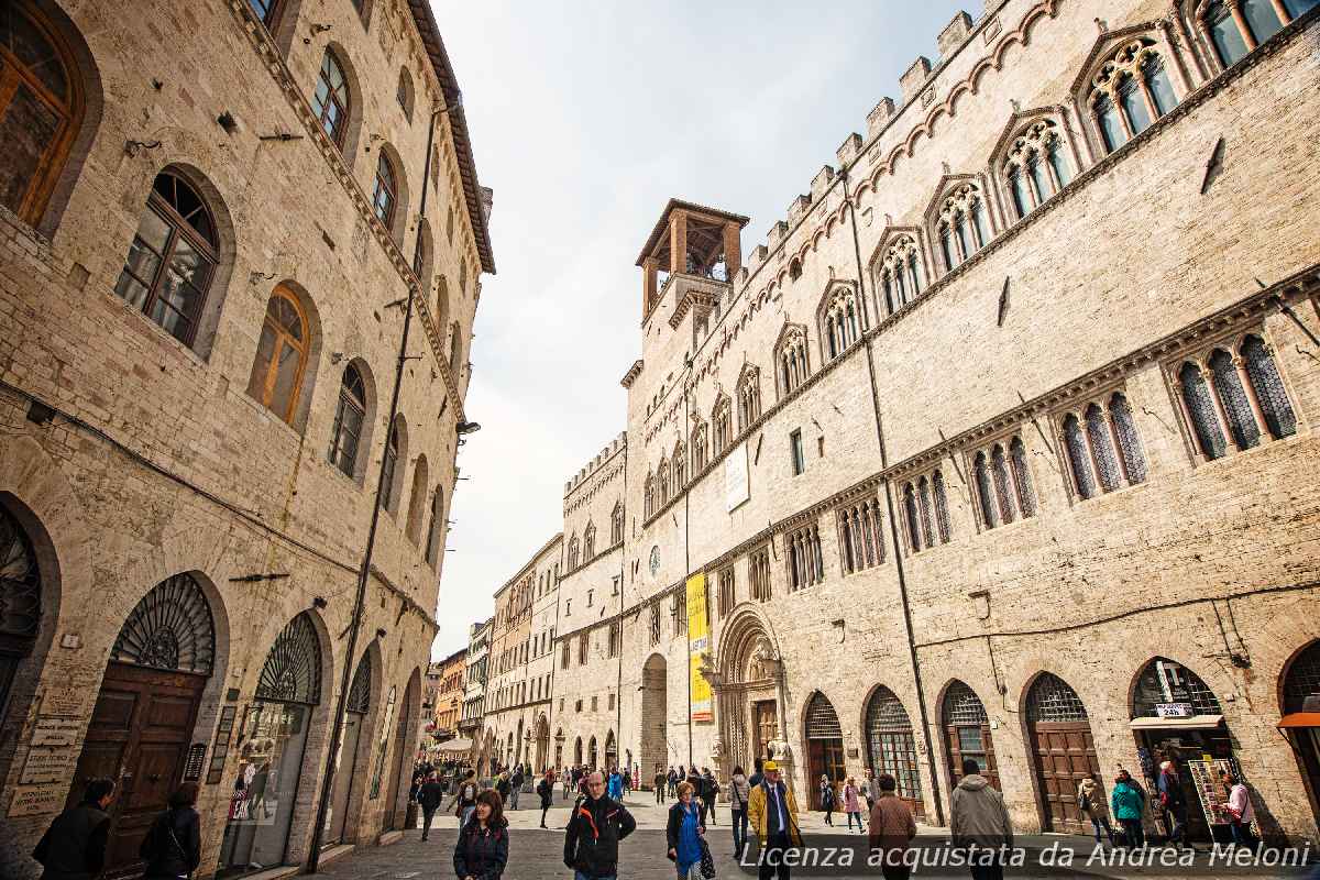 Meteo Perugia: nubi sparse oggi, poi poco nuvoloso, ventoso a tratti