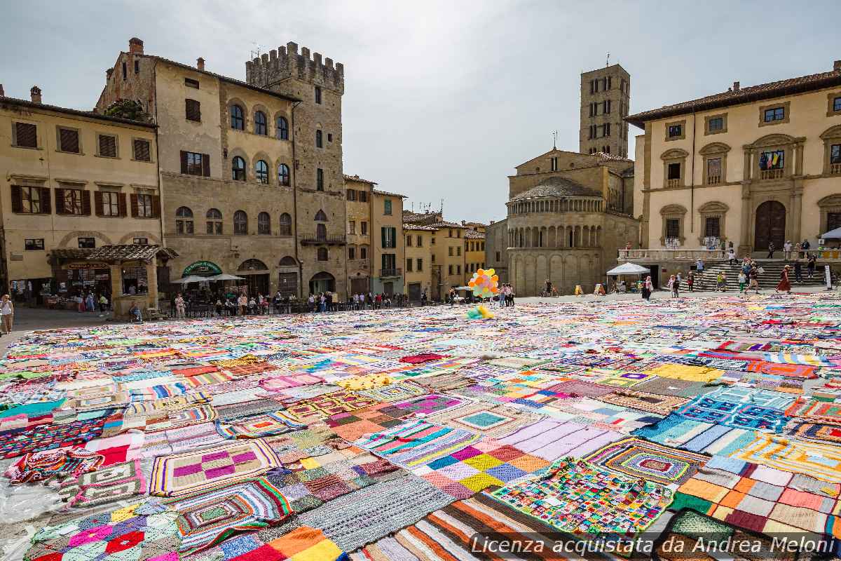 Meteo Arezzo: nubi sparse oggi, poi quasi sereno, ventoso a tratti
