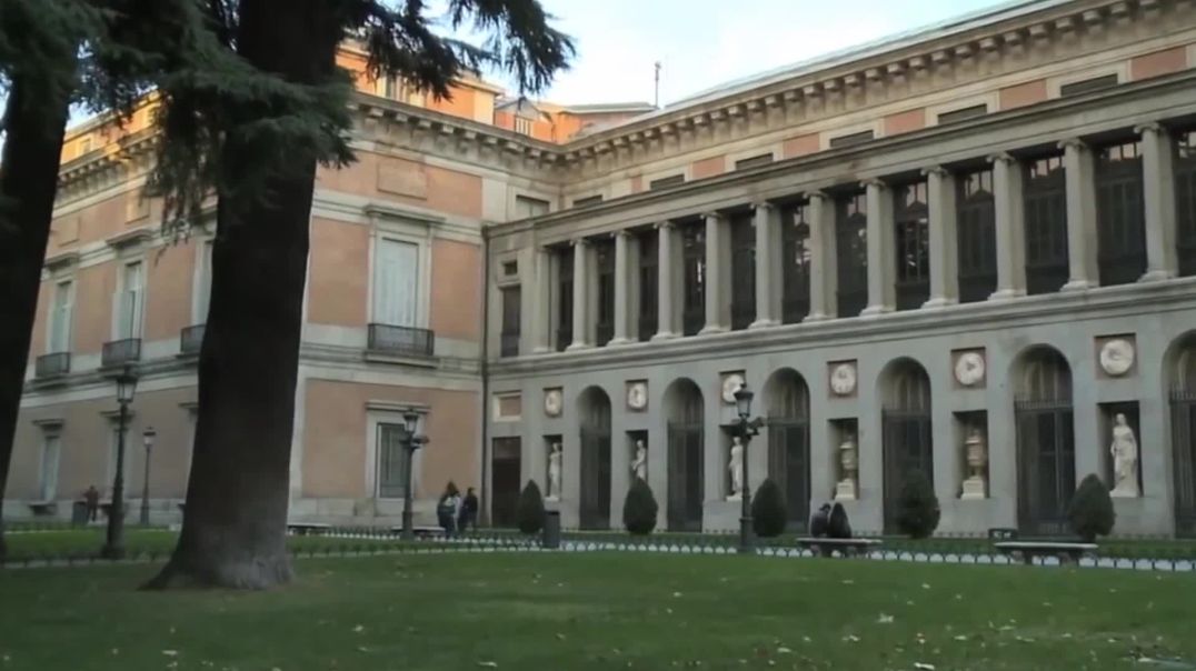 ⁣Sala de Espera - Museo del Prado El Bosco