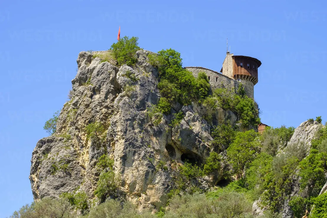 Castillo de Petrela