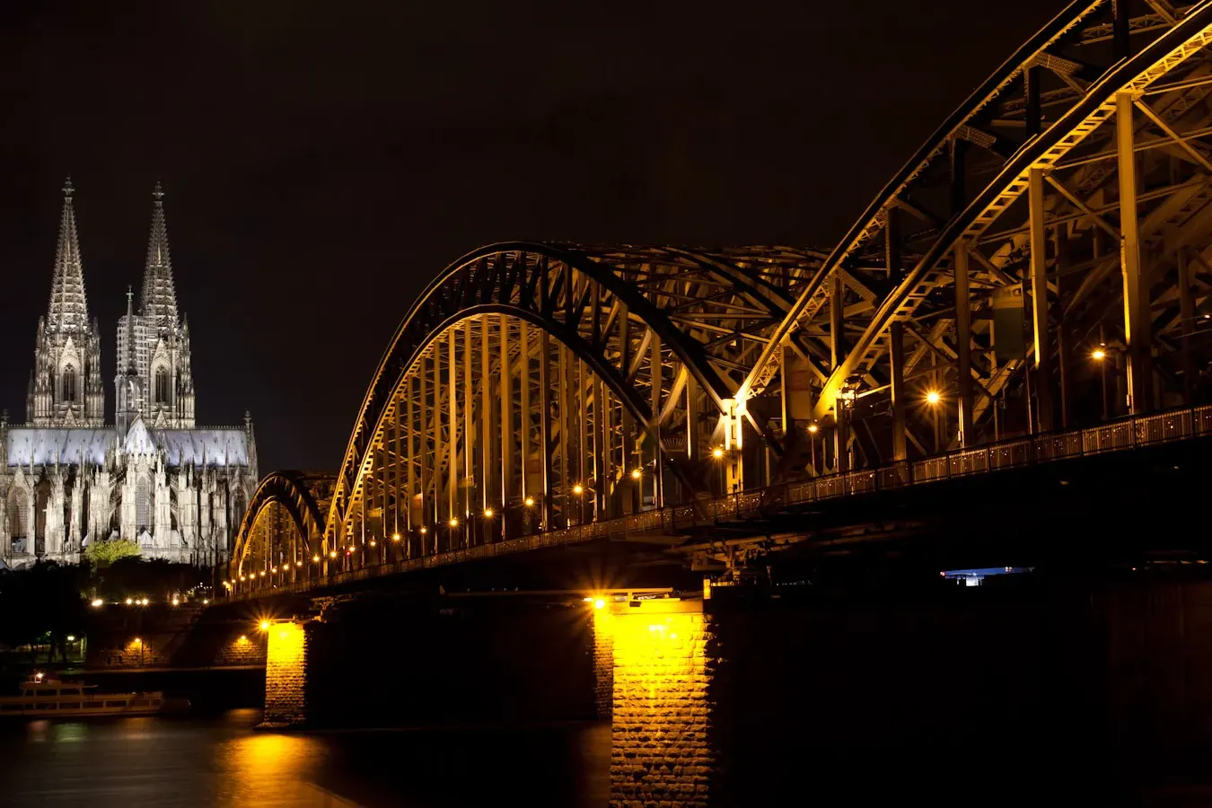 Puente Hohenzollern