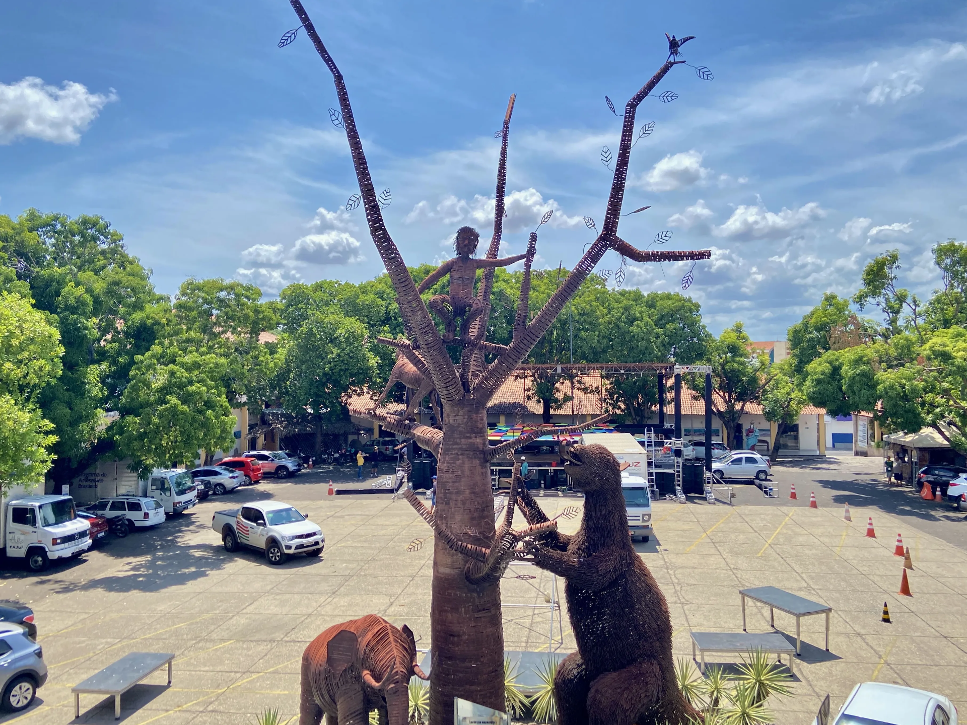 Centro de Artesanato Mestre Dezinho